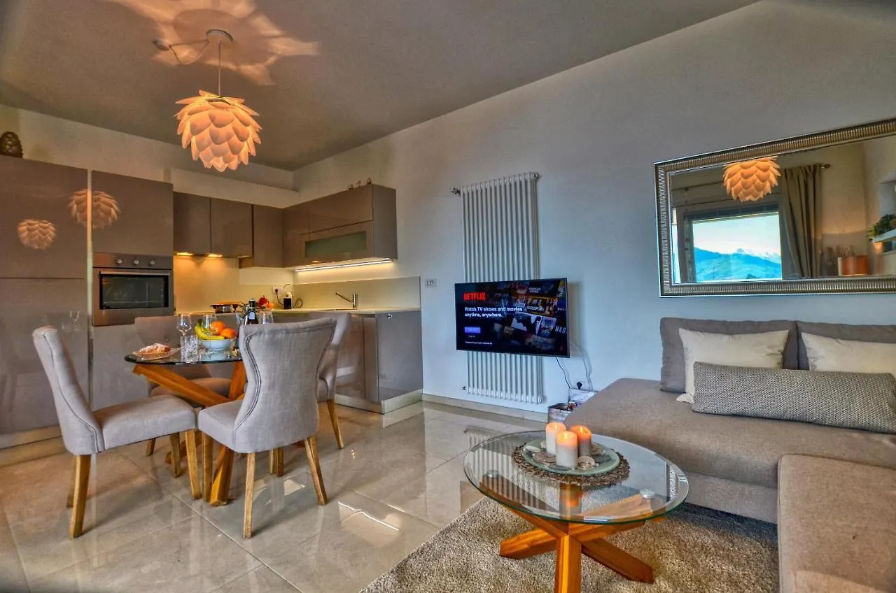 Felice Sul Lago 2-Bedroom Lakeview Apartment Menaggio