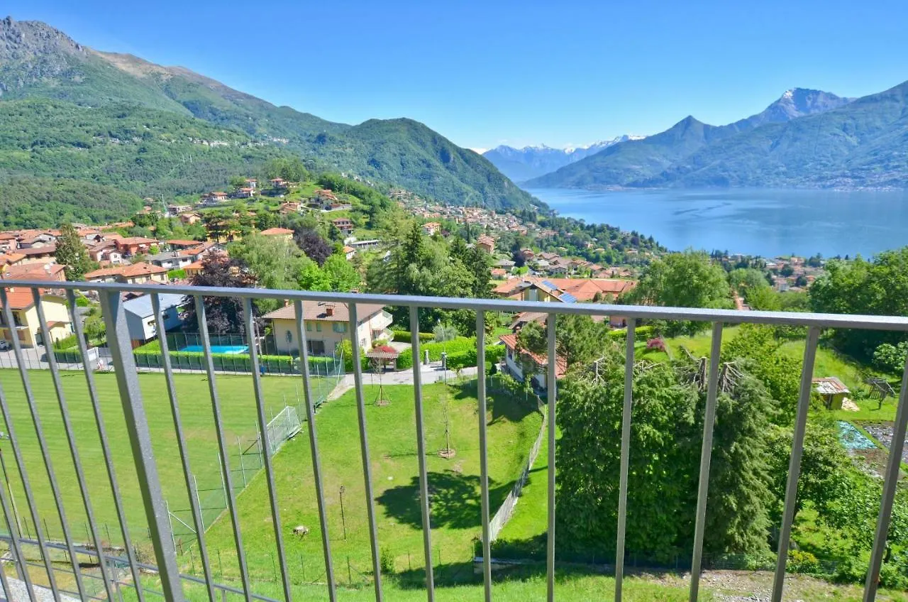 Felice Sul Lago 2-Bedroom Lakeview Apartment Menaggio Italy