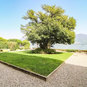  Apartment Lario Elegante